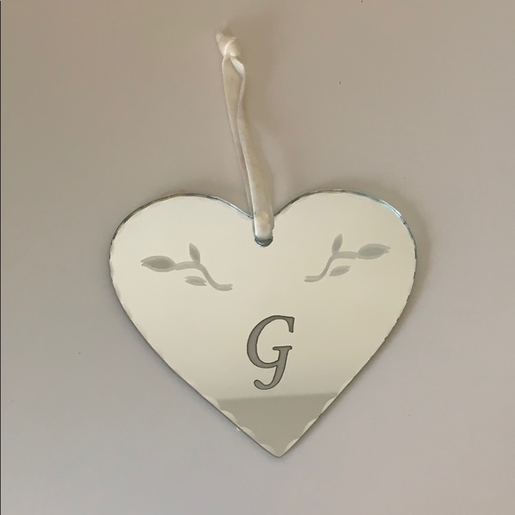 Other - G heart mirror